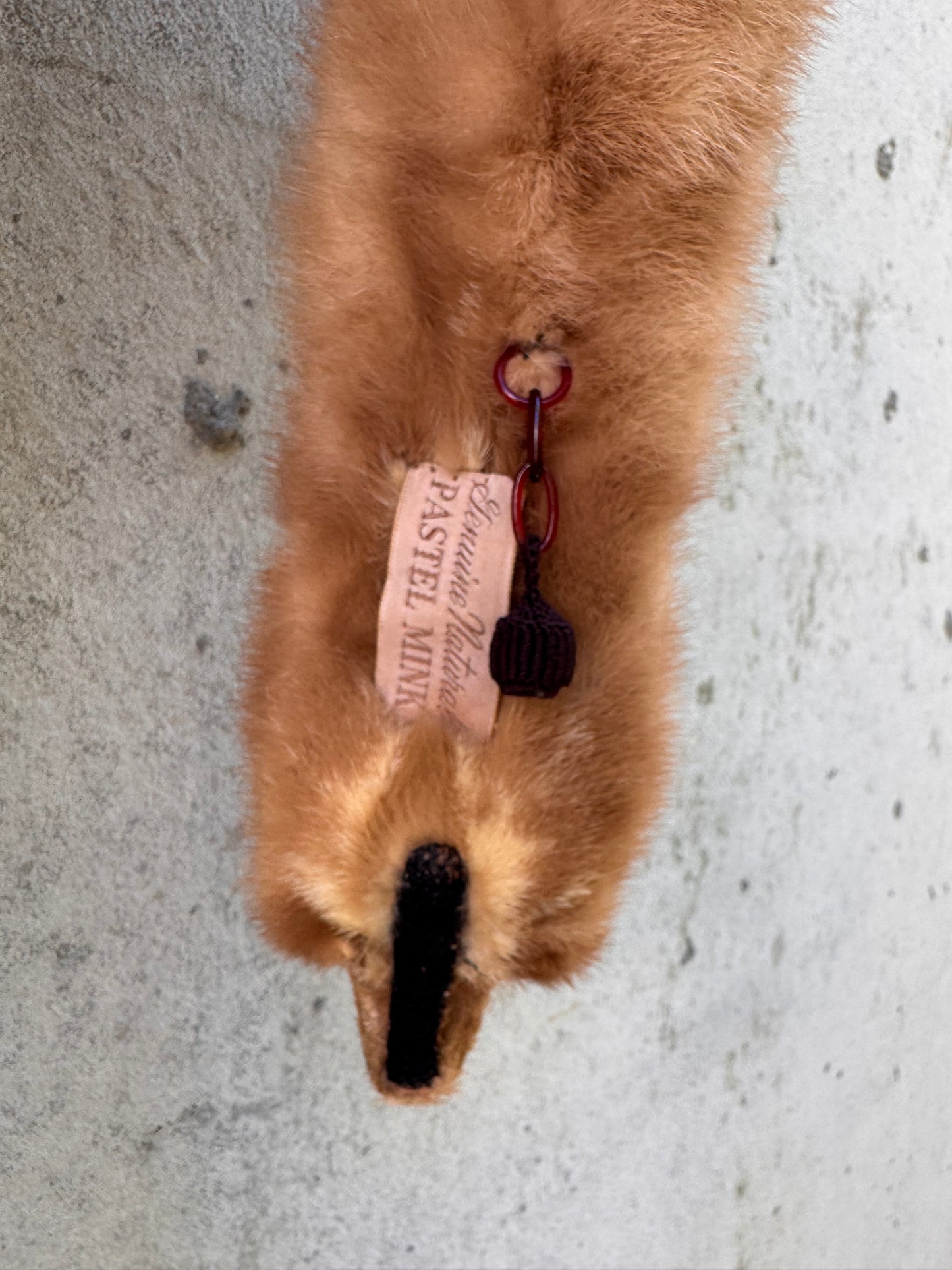 Tan Four Pelt Mink Collar