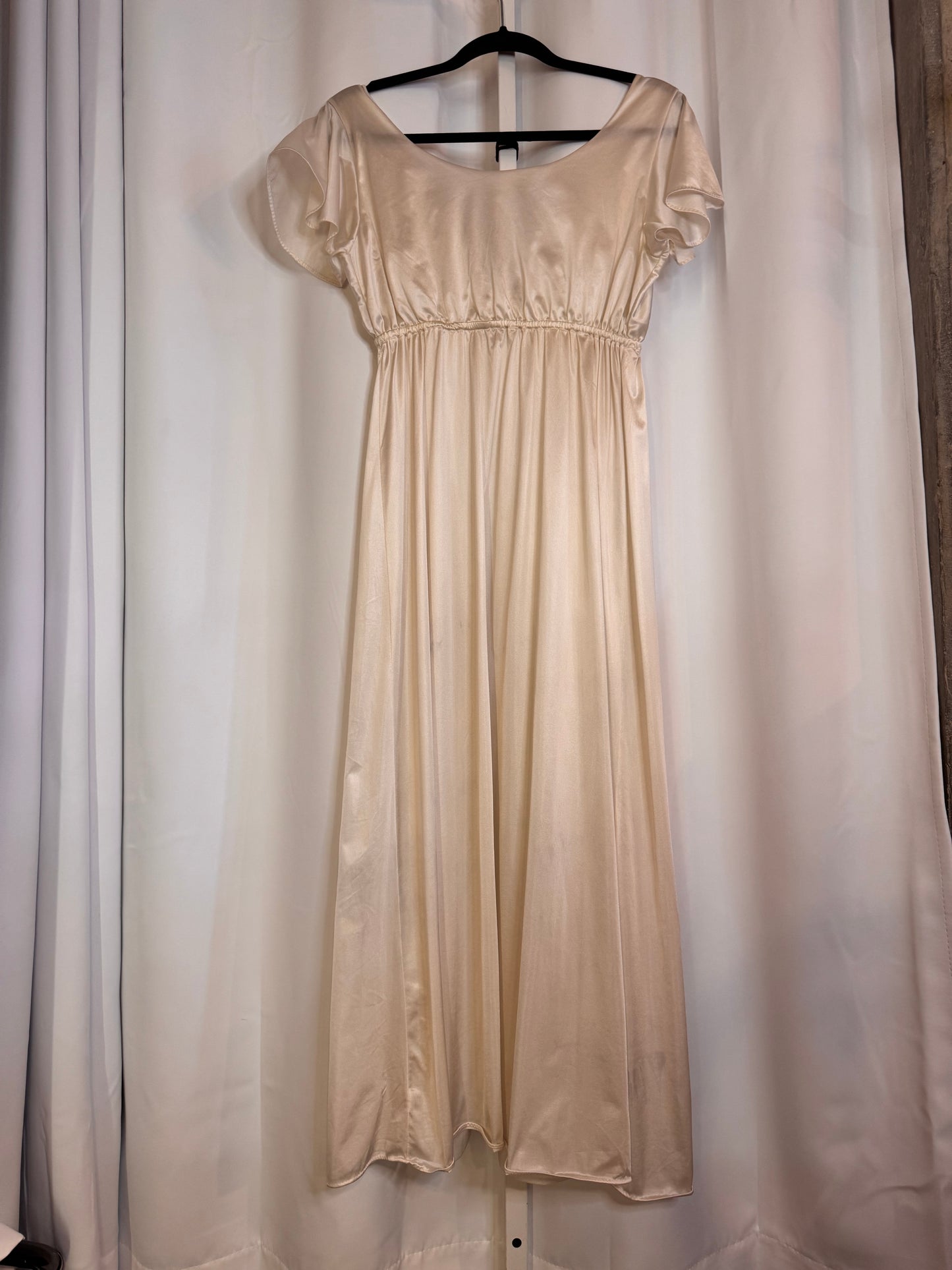 1970s Ivory Nightgown