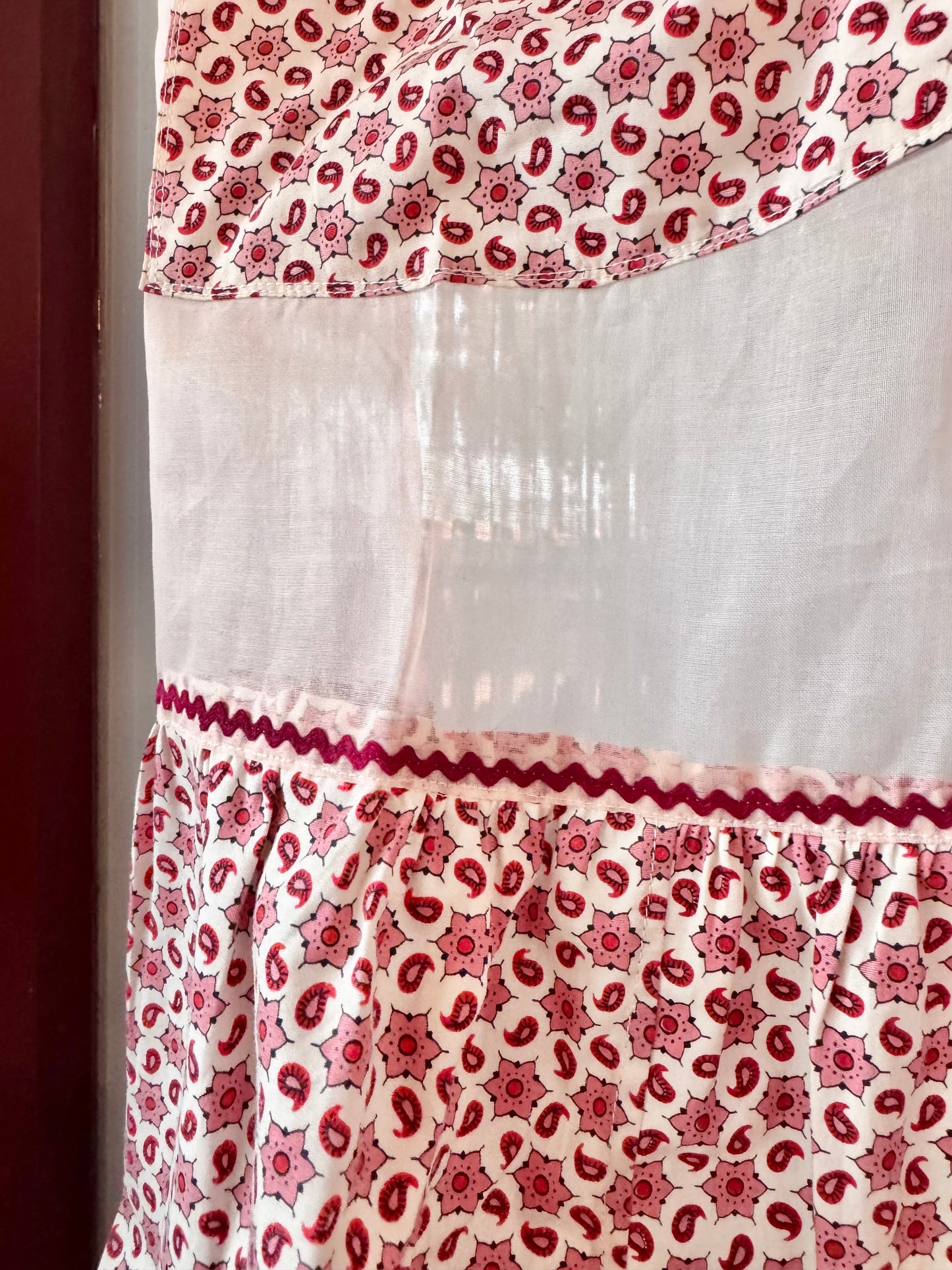 Pink Paisley Sheer Apron