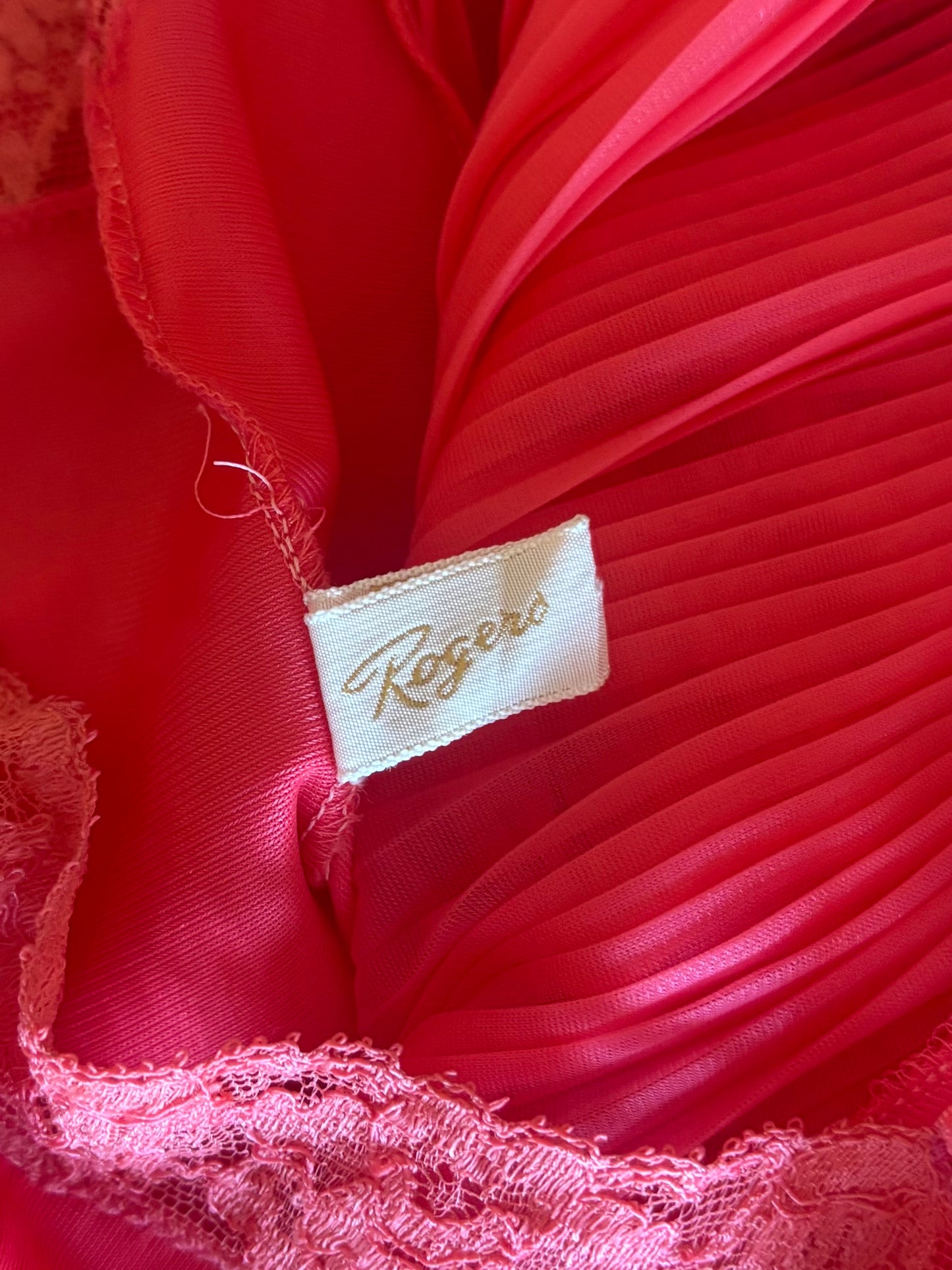 1950s Bright Pink Rogers Nylon Slip