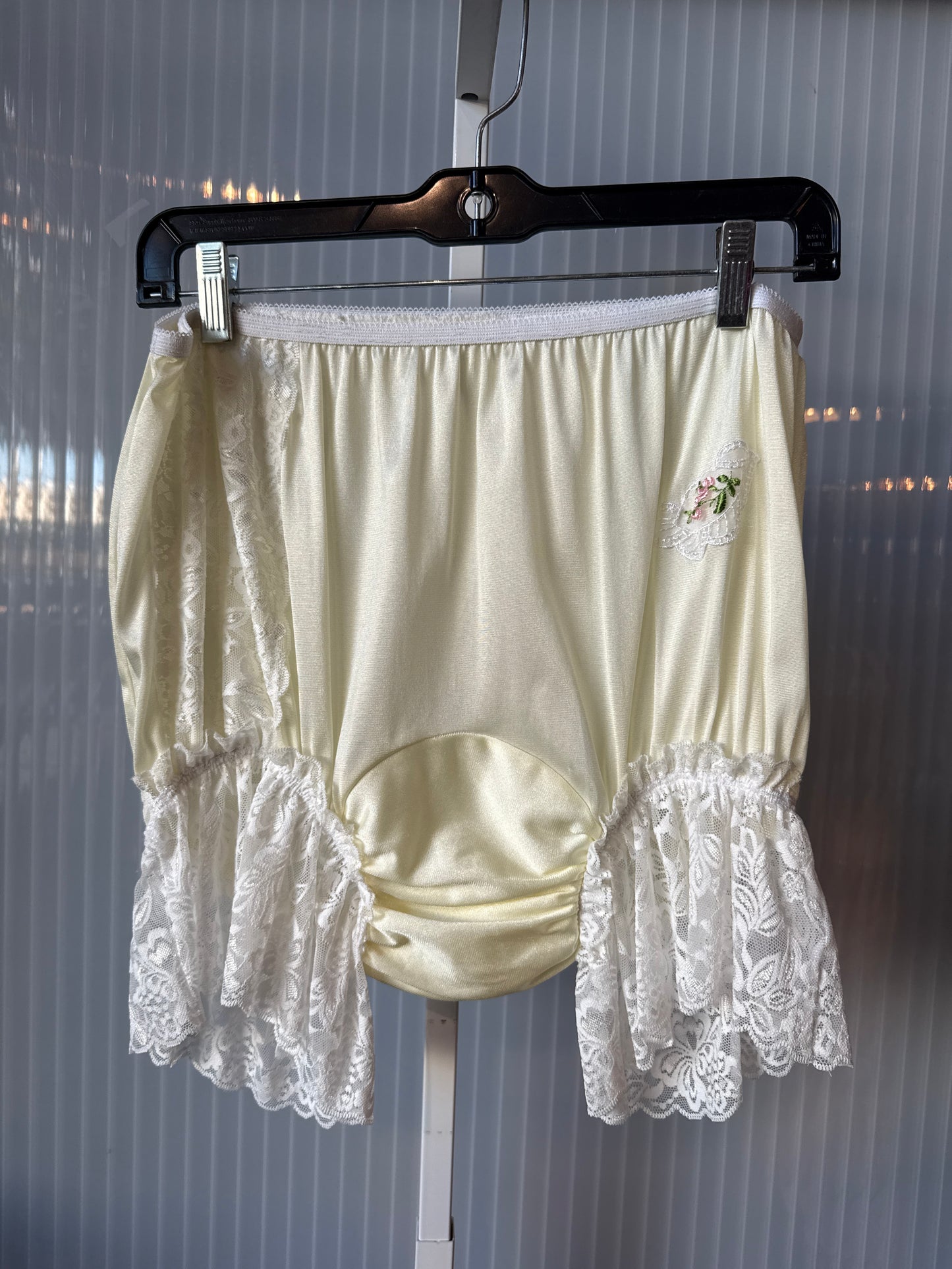 1950s Pastel Yellow Panty Briefs
