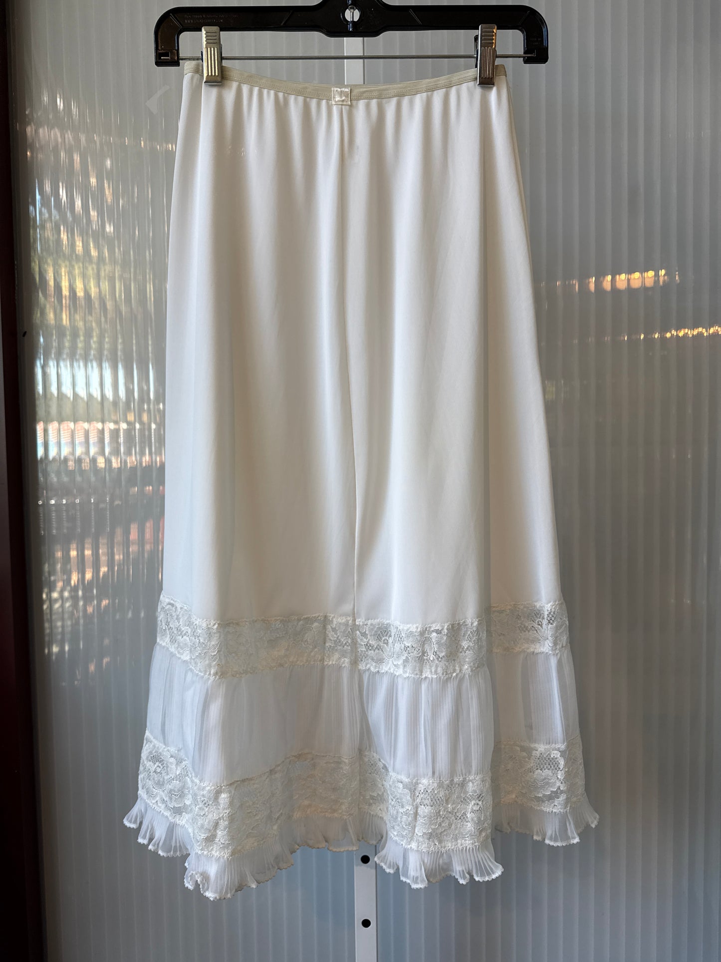1960s White Skirt Slip w/ Pleat Ruffle
