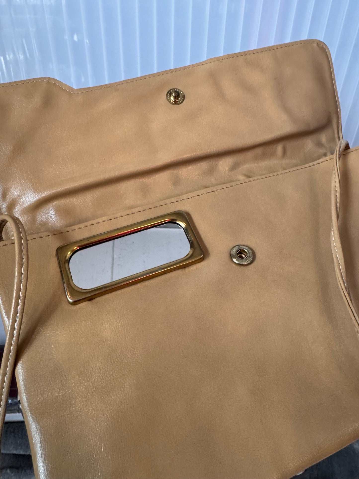 1970s Tan Crossbody Purse