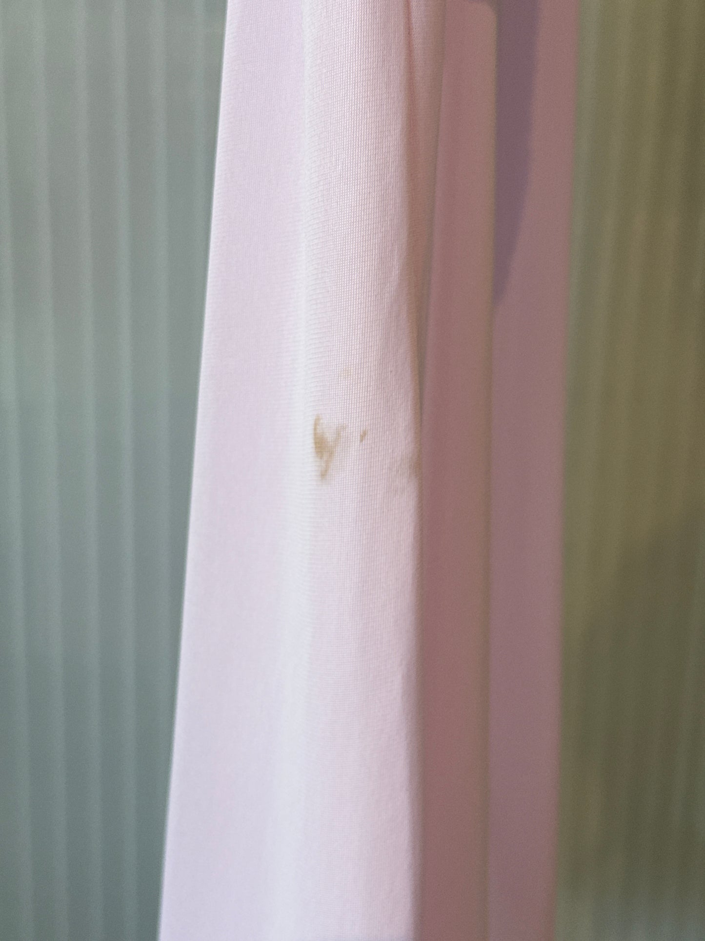 1960s Light Magenta Peignoir