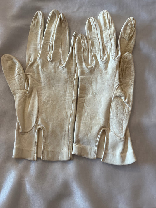 Cream Leather Gloves