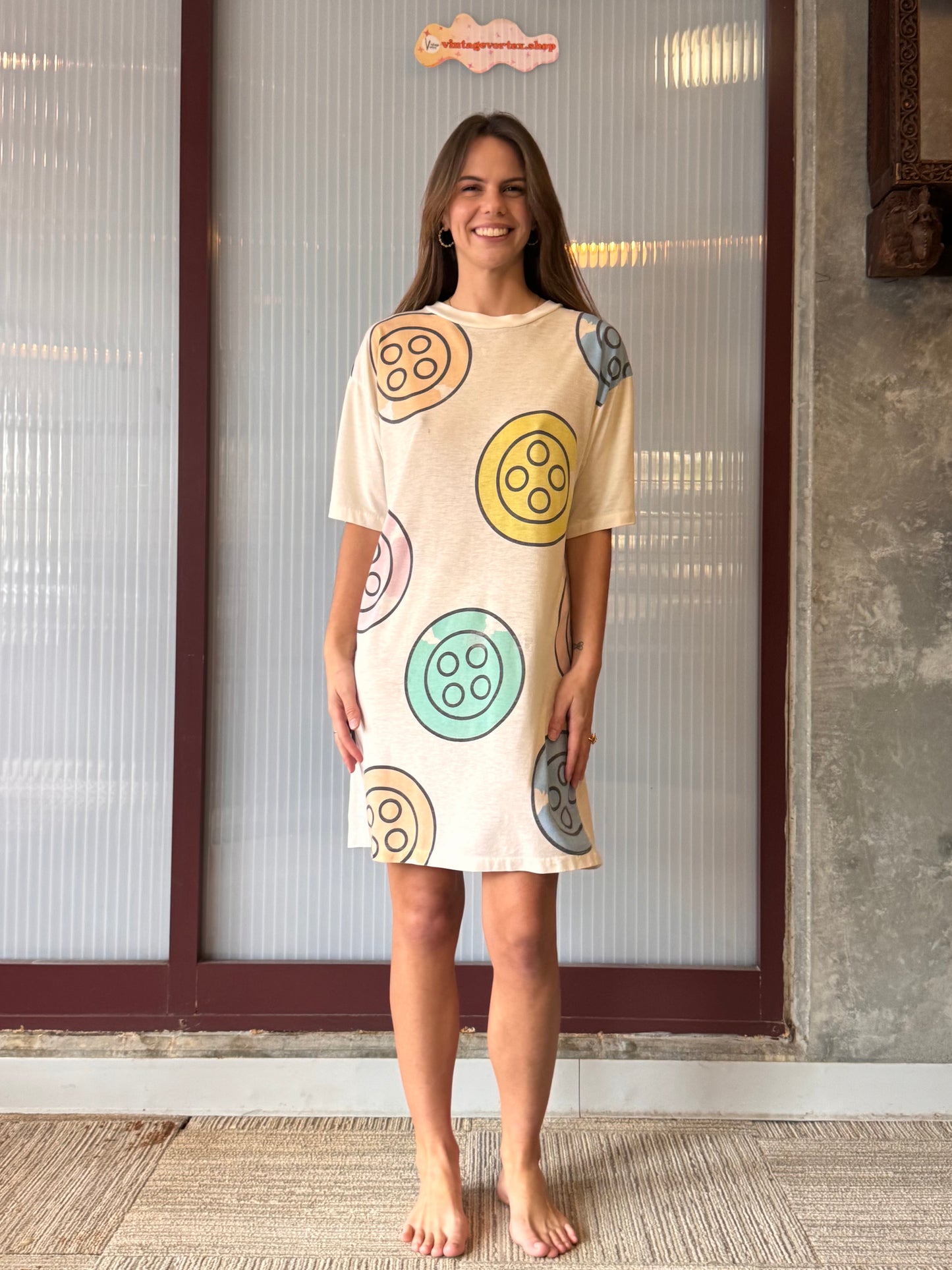 1990s Gitano Large Button Pattern T-Shirt