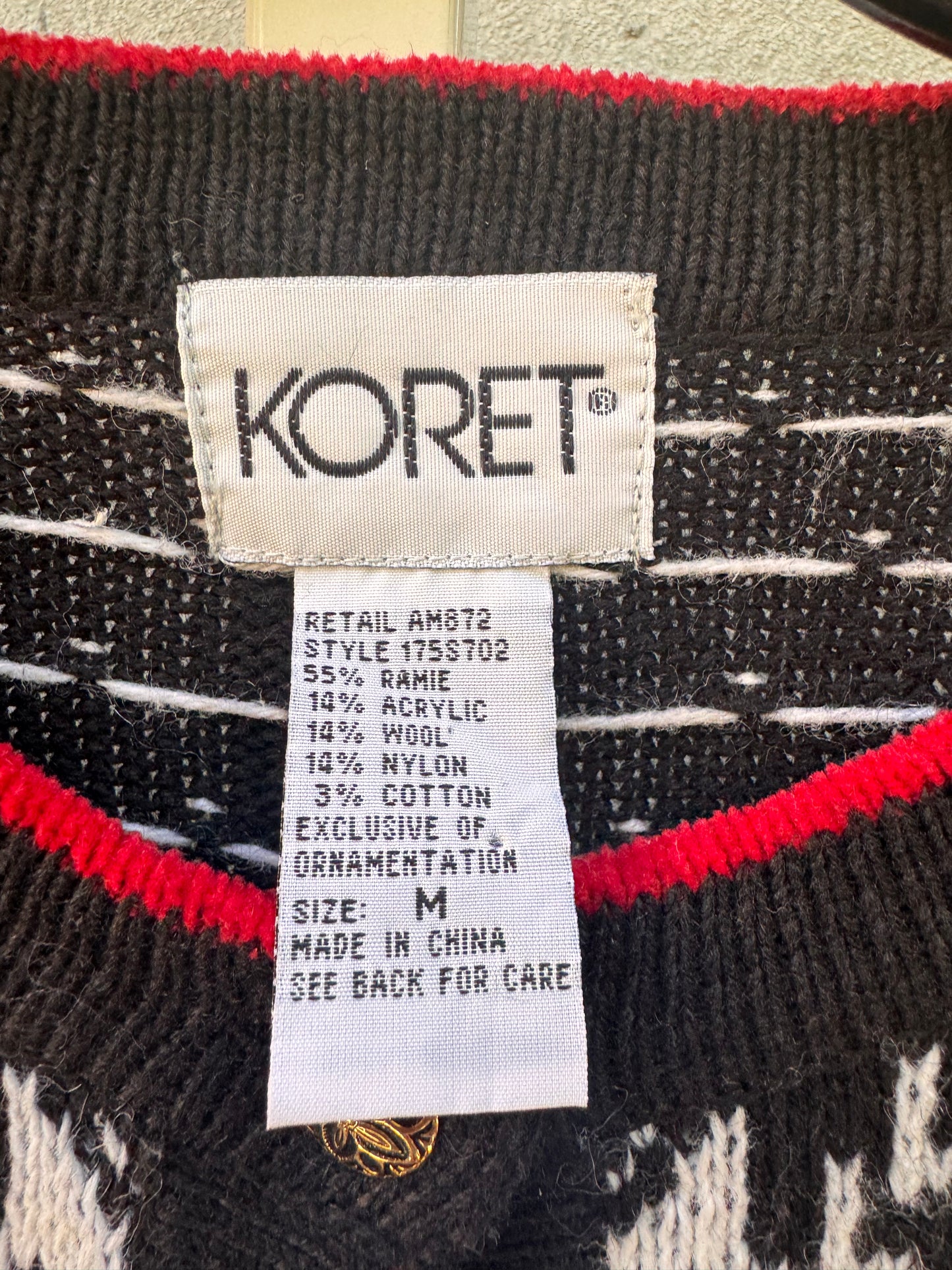 1980s Black & White Christmas Cardigan