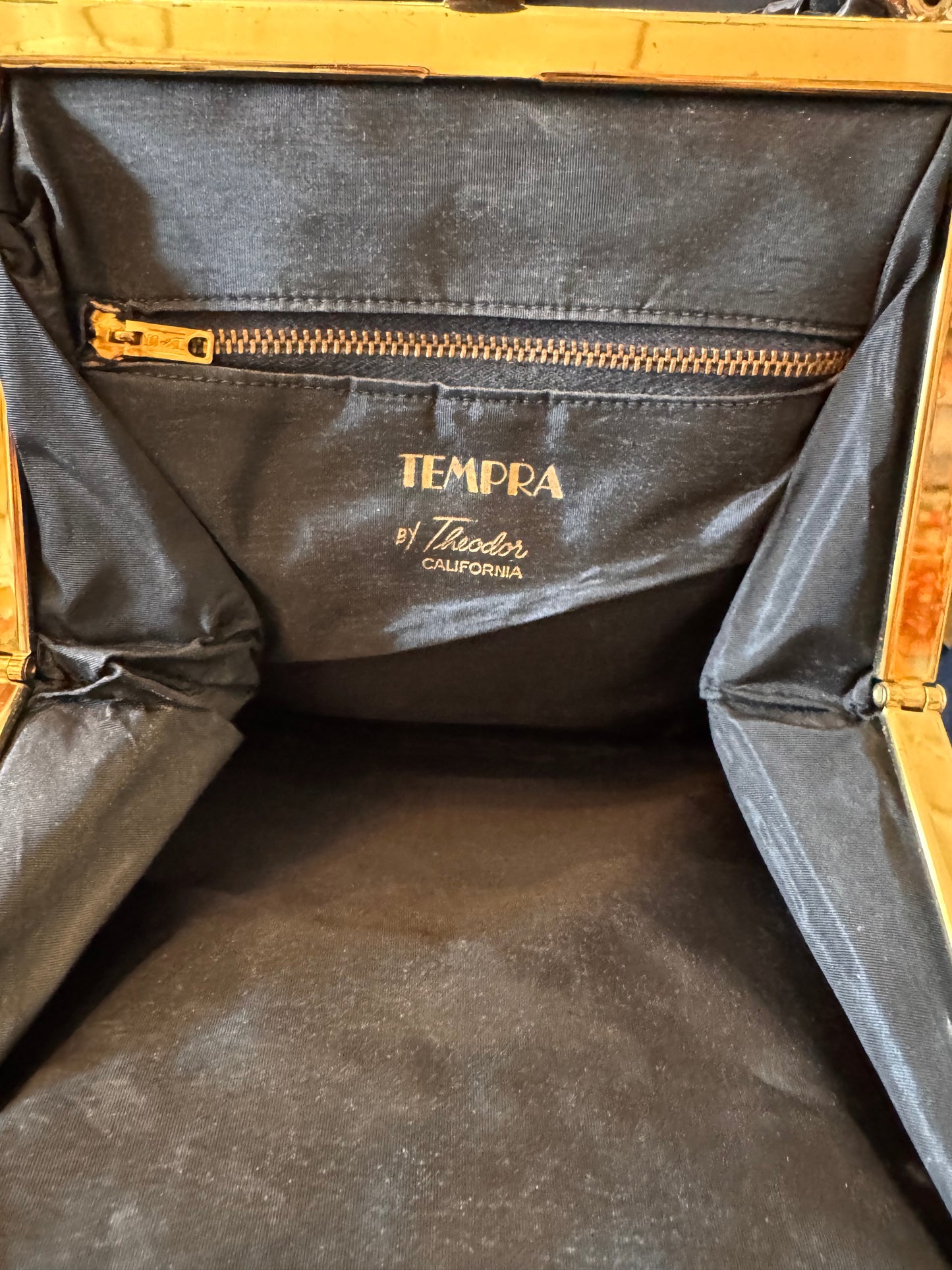 1950s Tempra Black Patent Leather Handbag