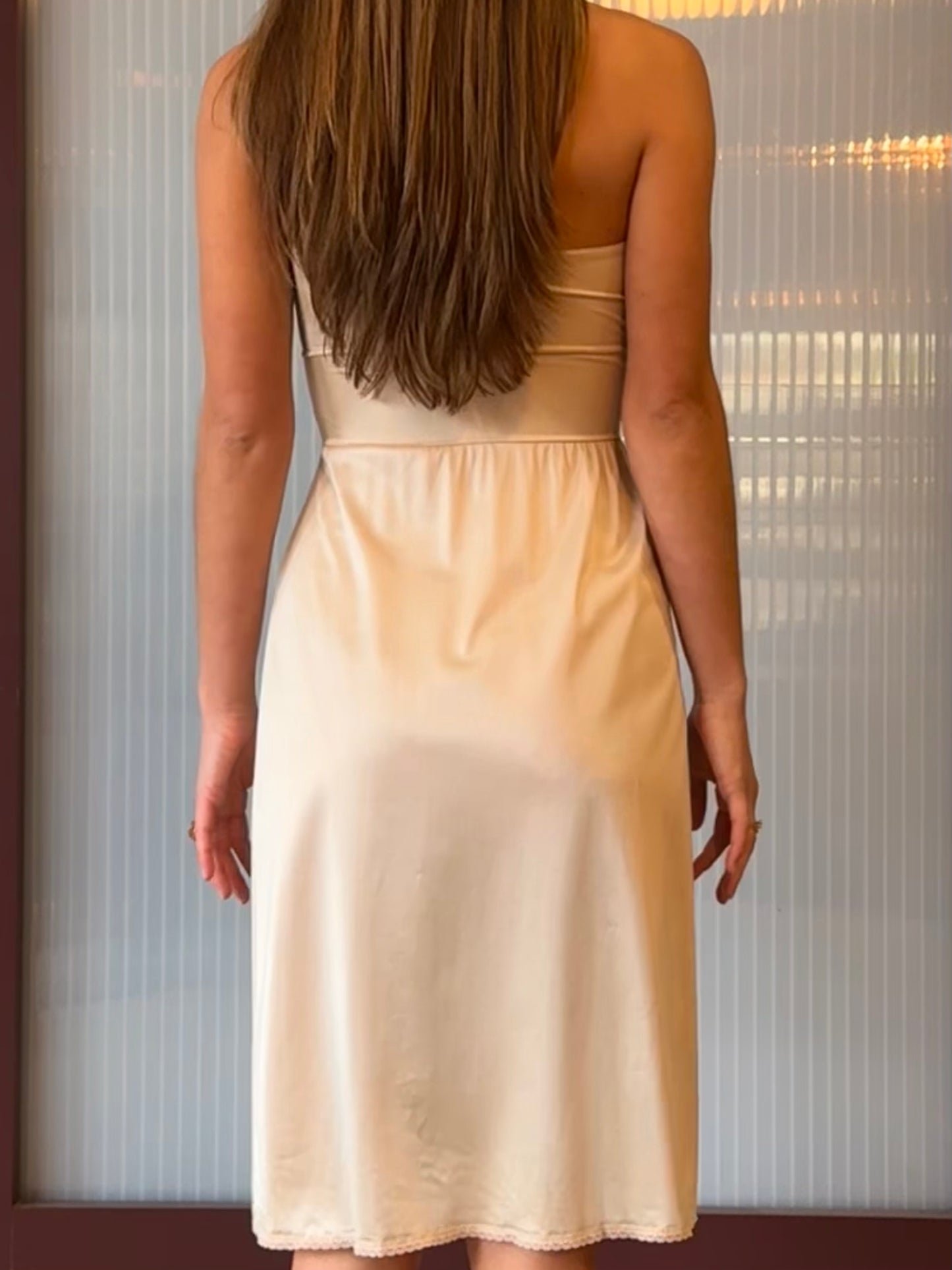 1970s L'eggs Nude Strapless Slip