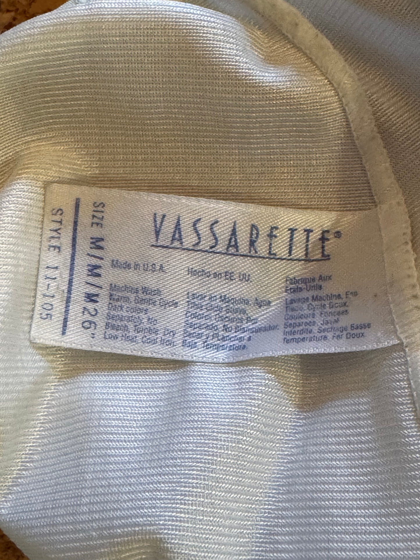 1990s Vassarette Off-white Skirt Slip