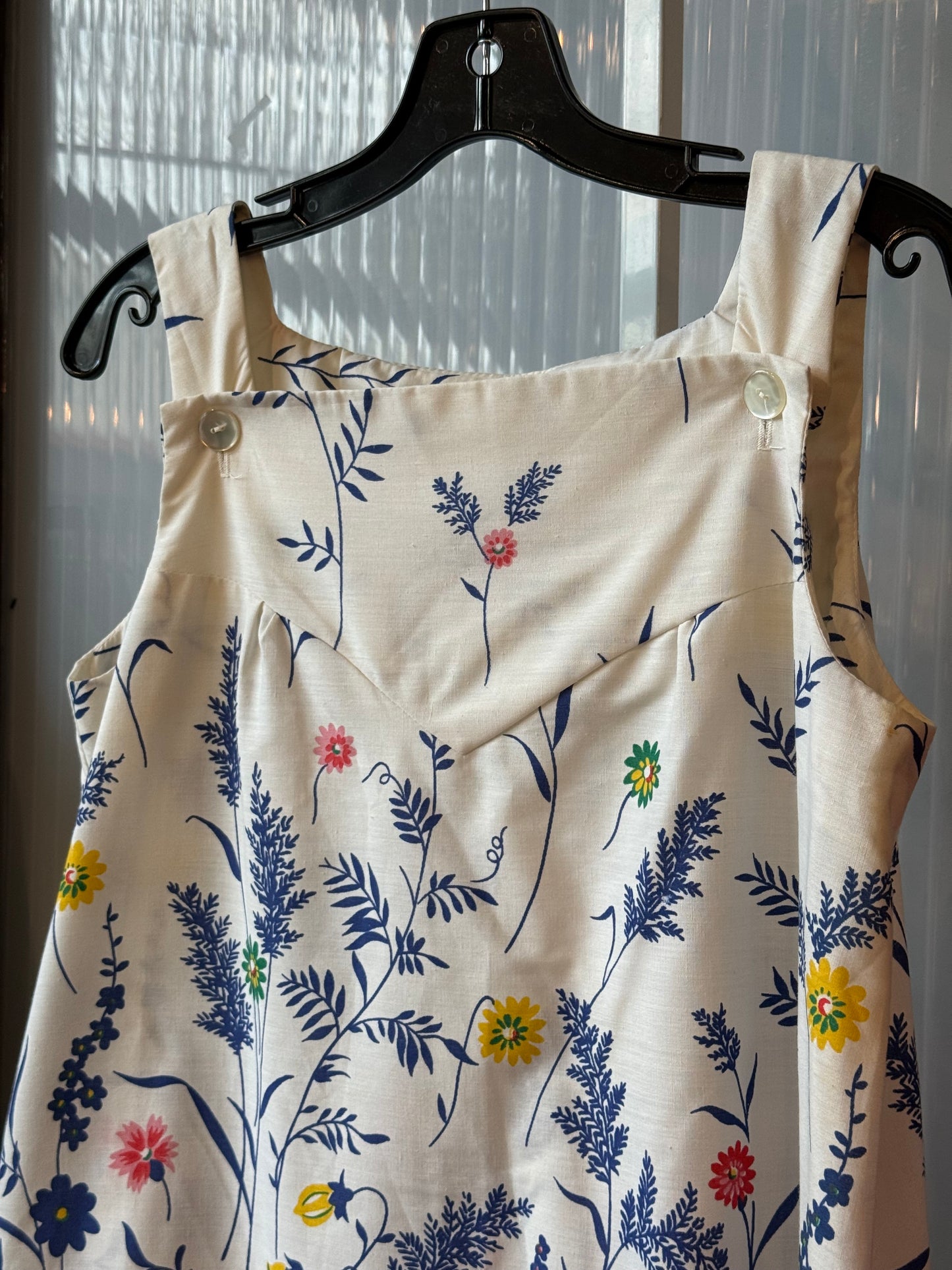 1960s White Floral Sleeveless Tent Dress