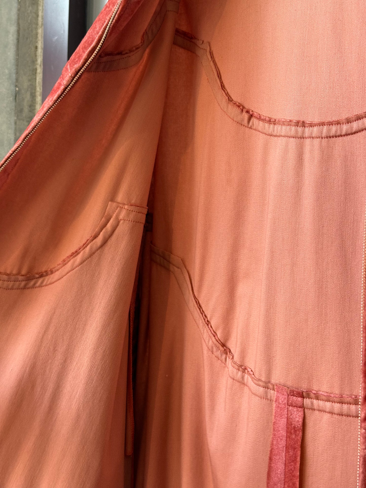 1980s Mauve Crushed Velvet Cape