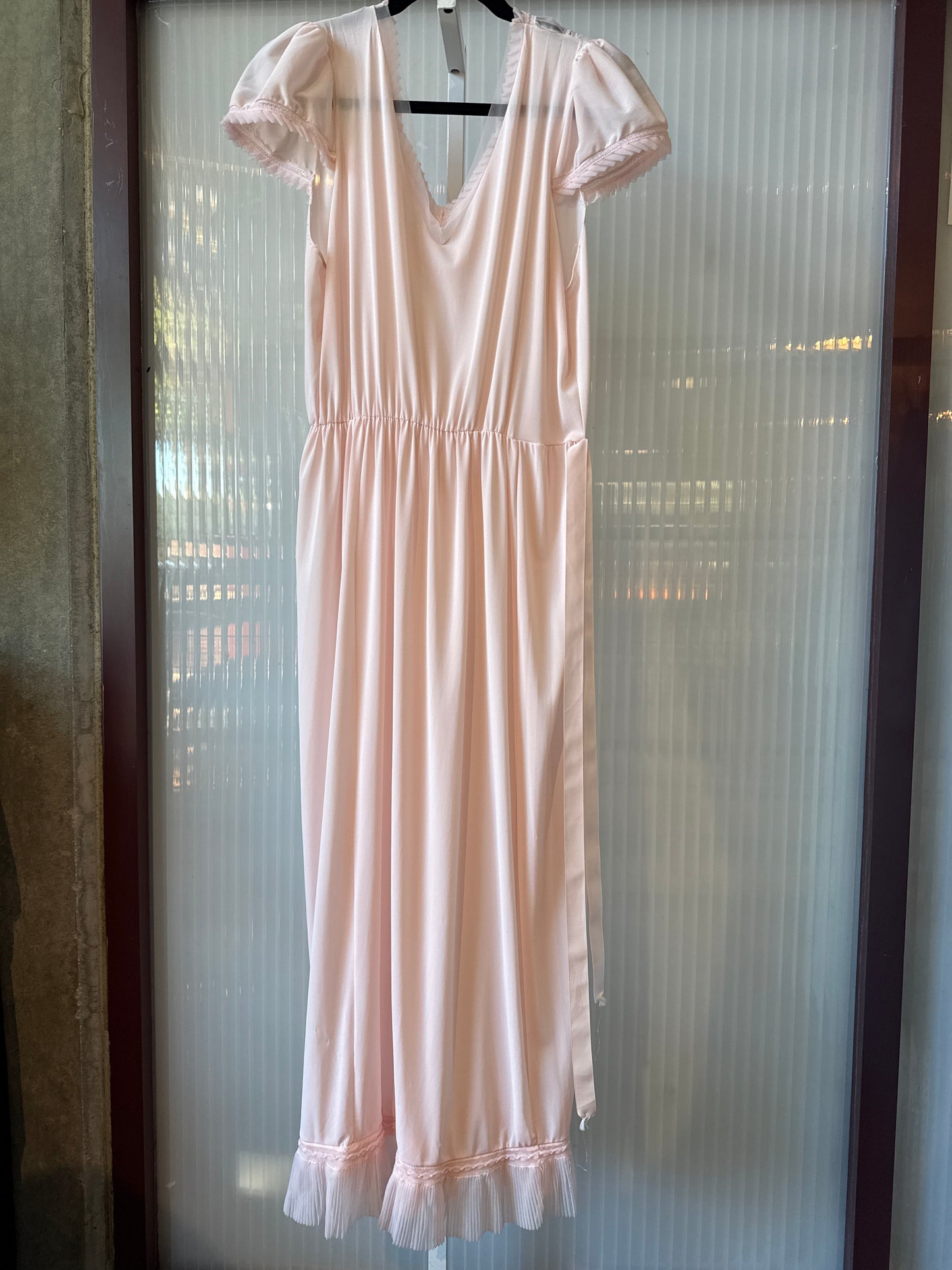 1950s Light Pink Nightgown