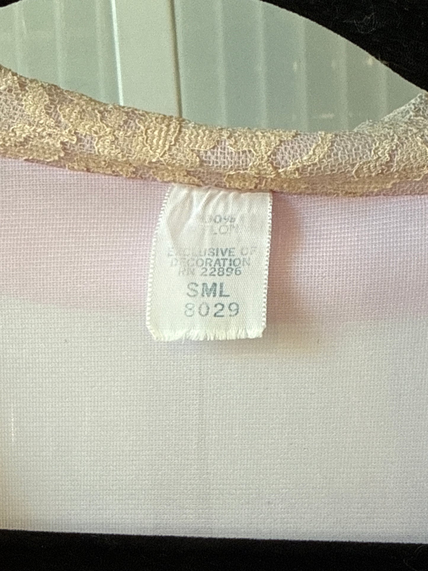 1960s Light Magenta Peignoir