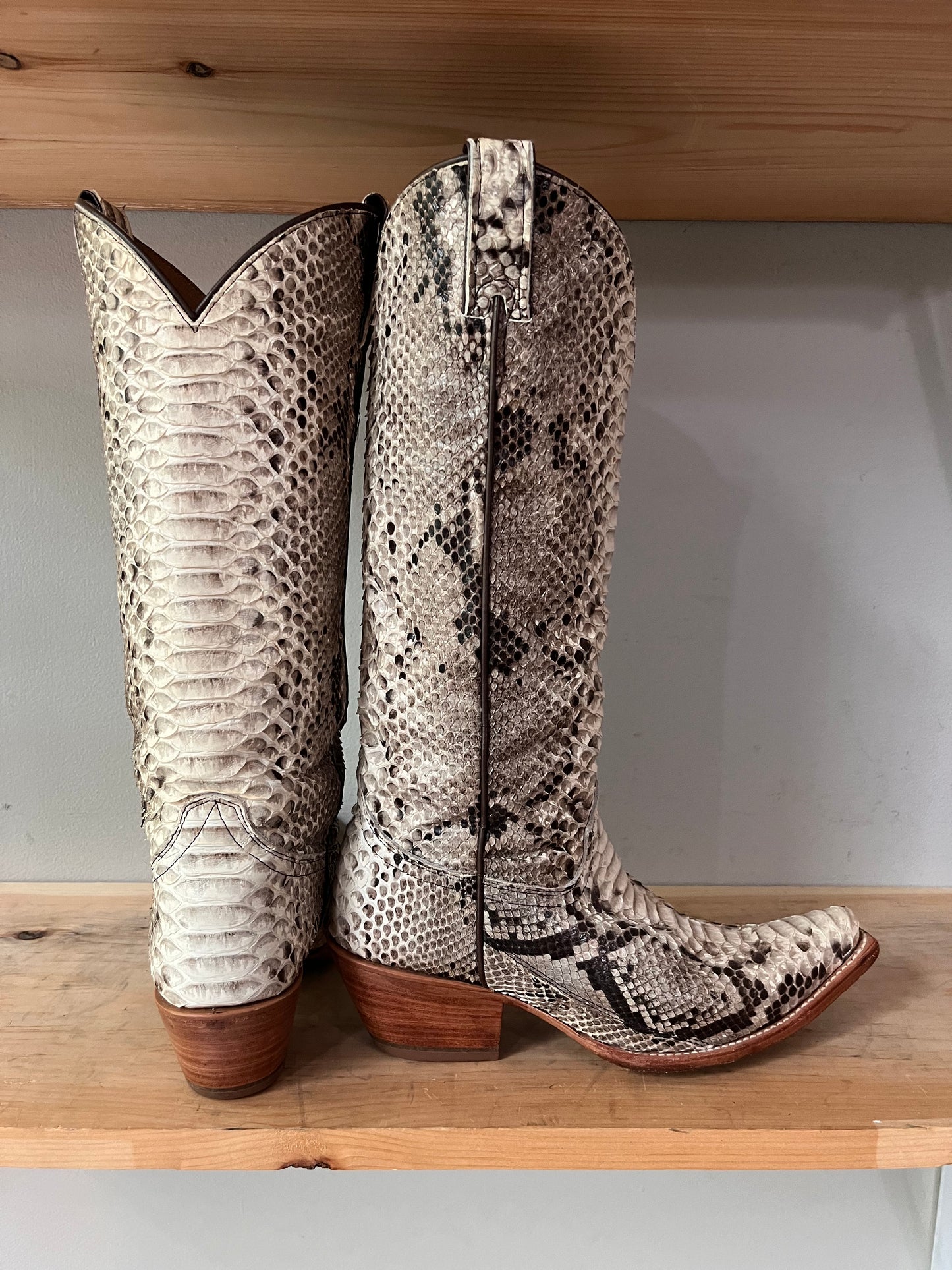 Idyllwind Gray Snakeskin Boots