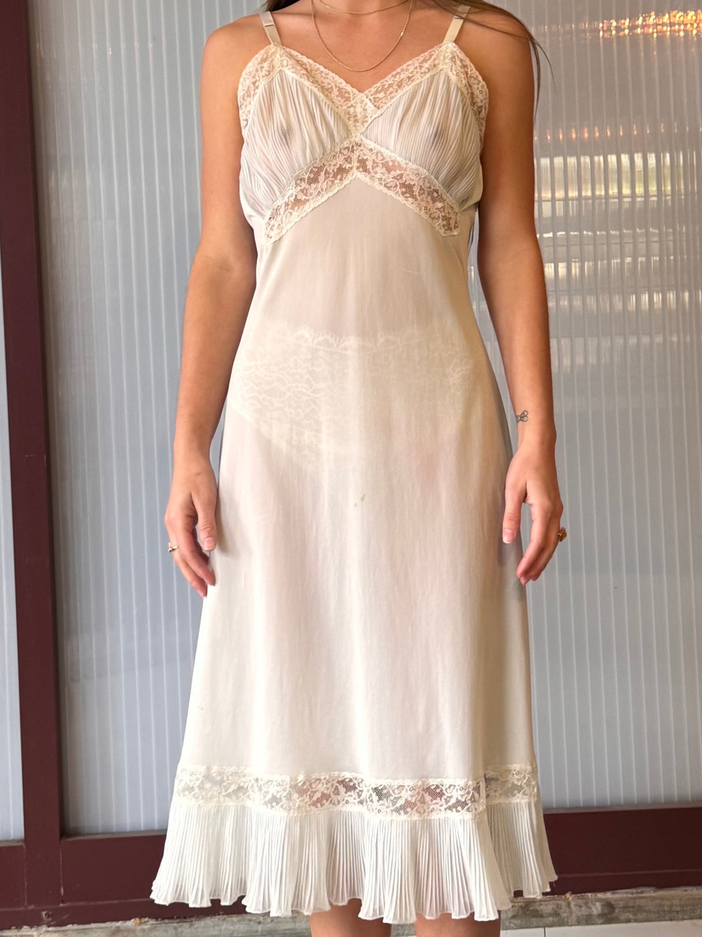 1950s Shadowline Blue Slip Ruffle Hem