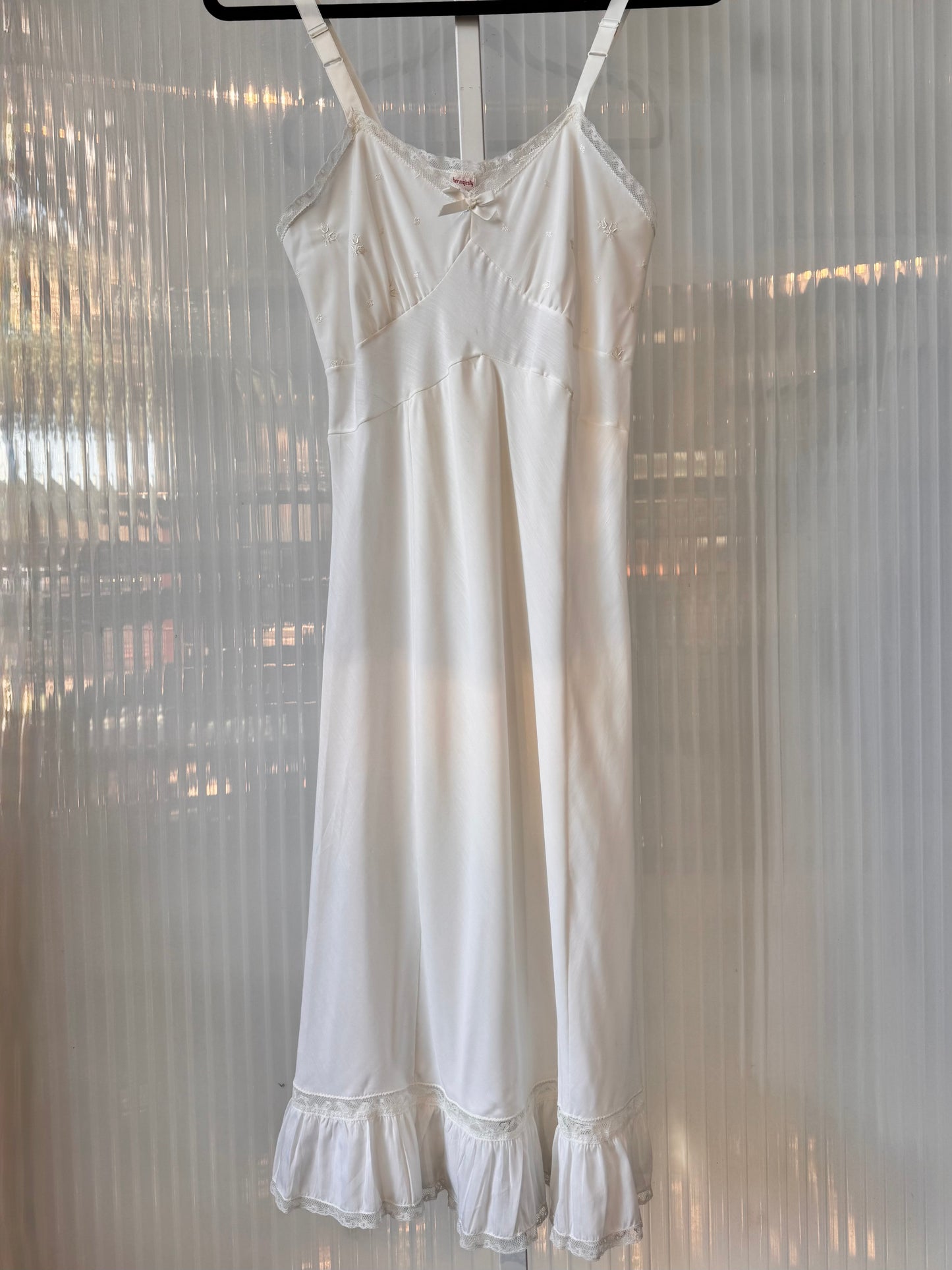 1970s White Fine Cotton Slip with Lace Trim