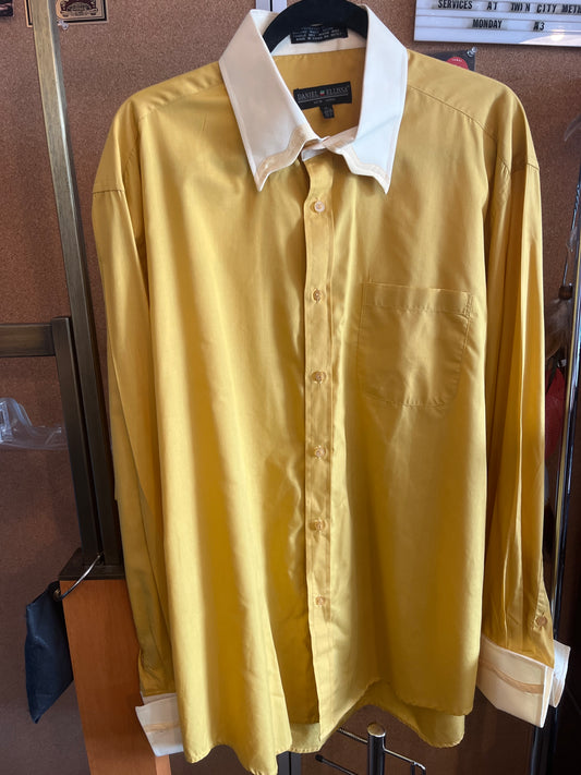 1970/80s Daniel Ellissa Yellow Button Up