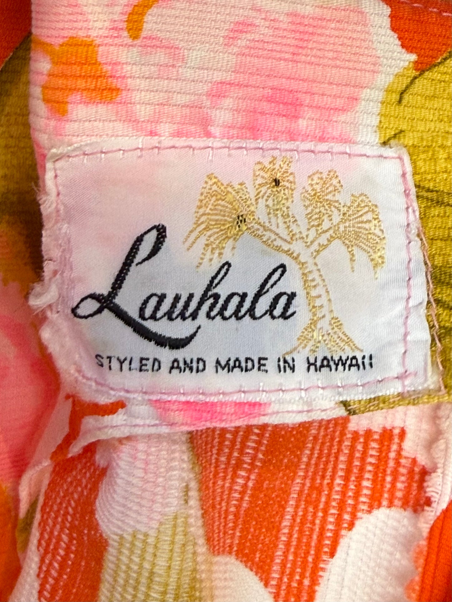 1960s Floral Hawaiian Shift Dress