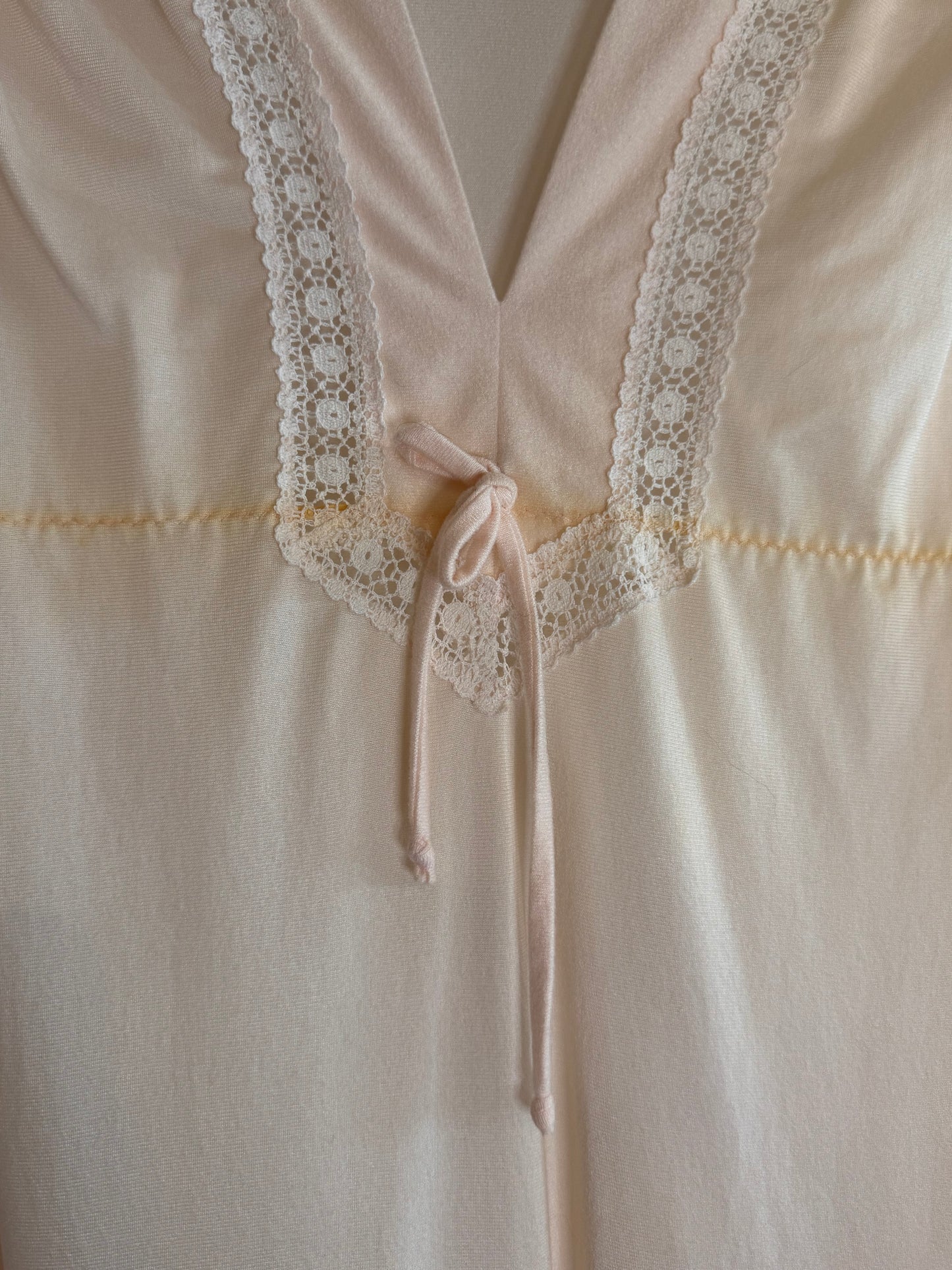 1970s Pale Peach Nightgown