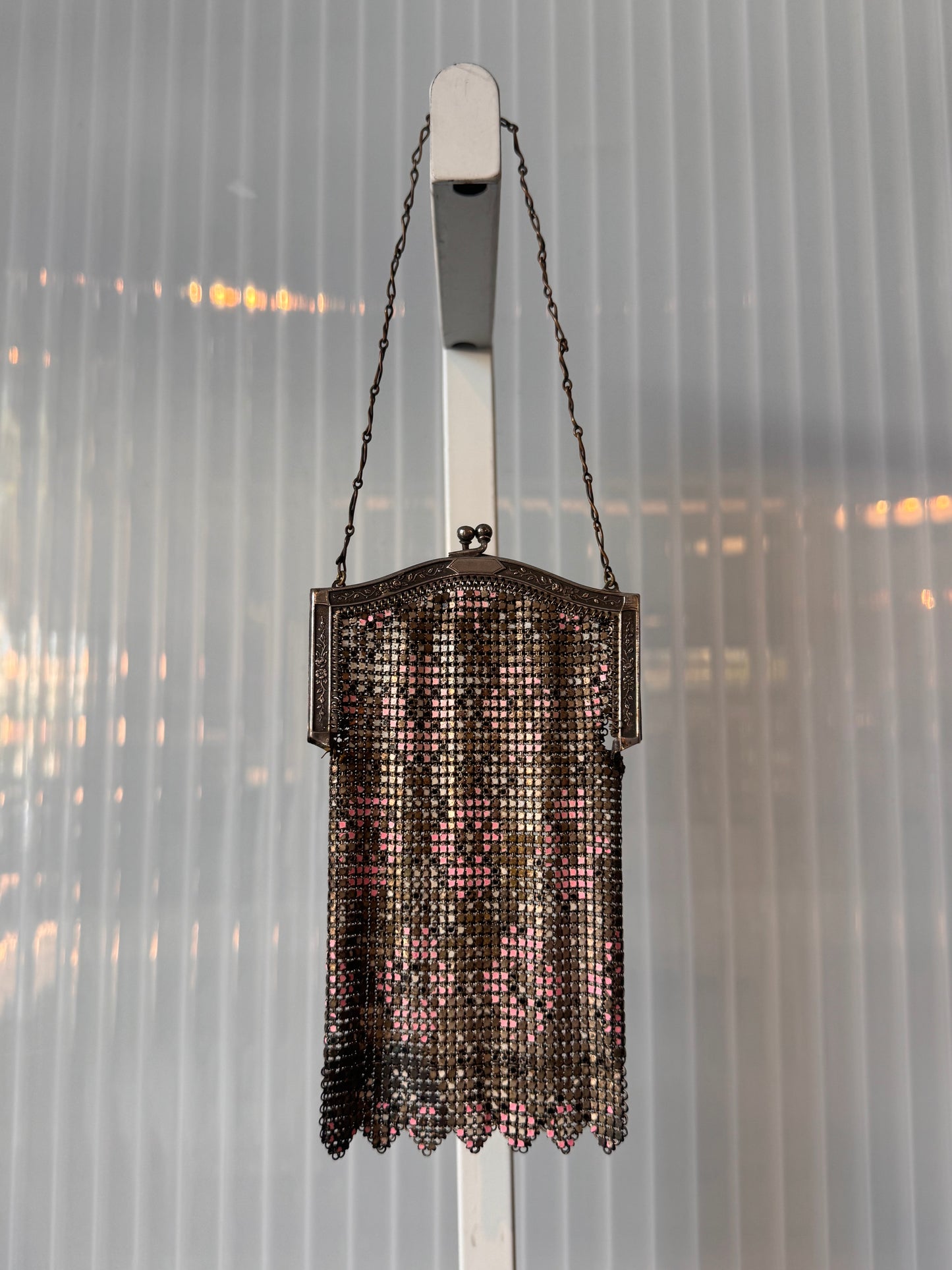 1920s Pink & Silver Metal Mesh Flapper Purse