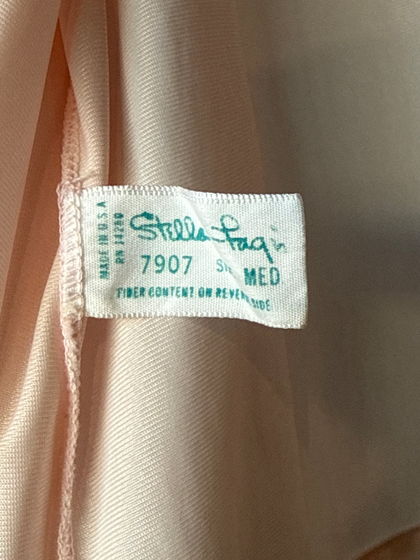 1970s Pink Bed Jacket with Floral Lace Trim