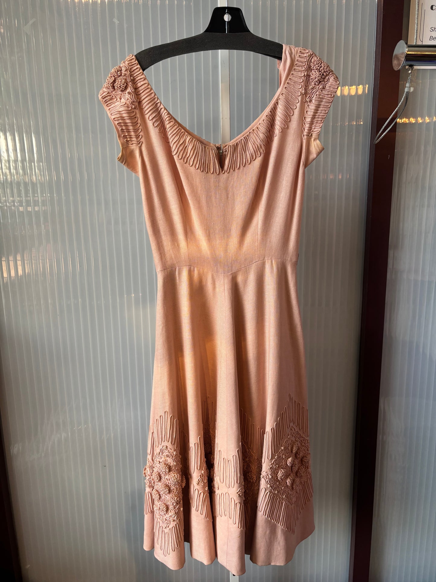 1950s Pink Linen Circle Dress w/ Amazing Detail