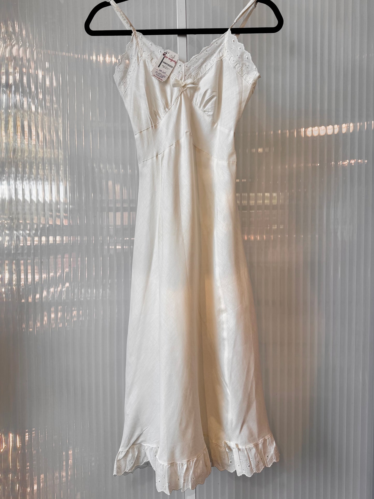 1970s Deadstock Eyelet Lace Ruffle White Slip