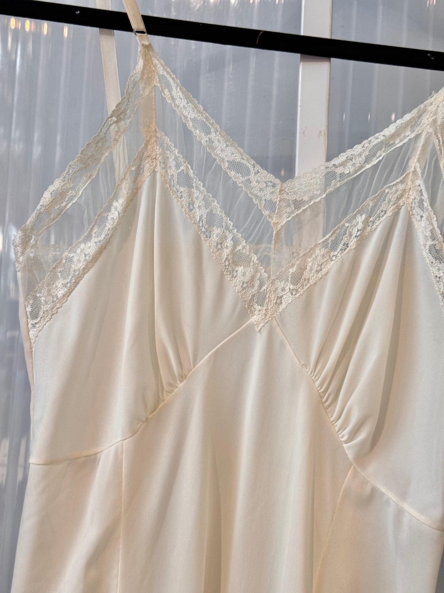 1960s / 1970s White Slip with Lace Trim