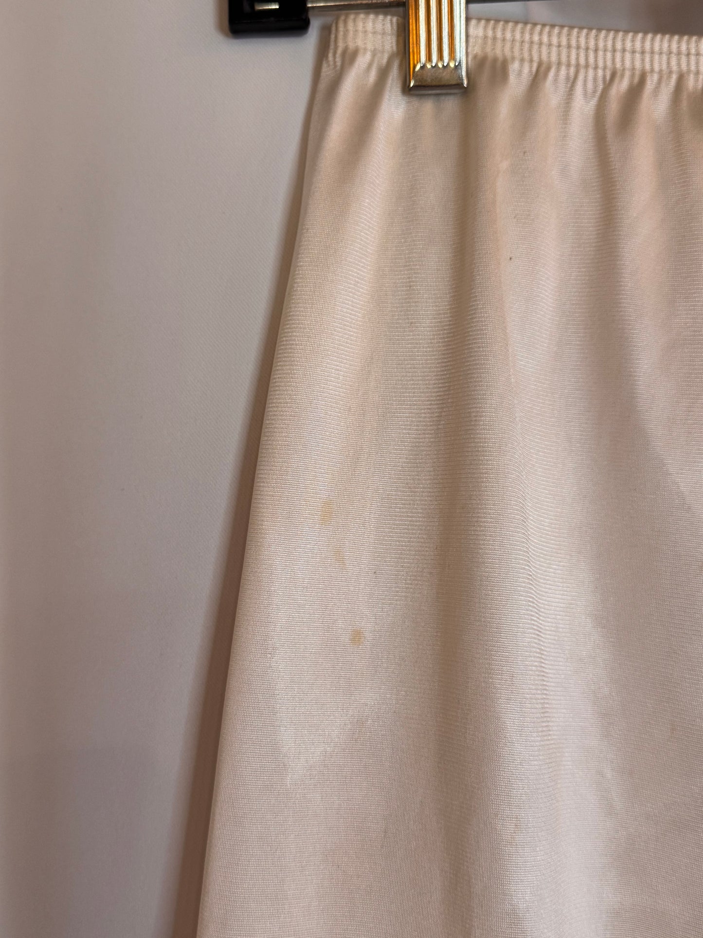 1990s Adonna Ivory Skirt Slip
