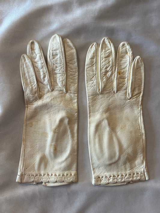 Cream Leather Gloves
