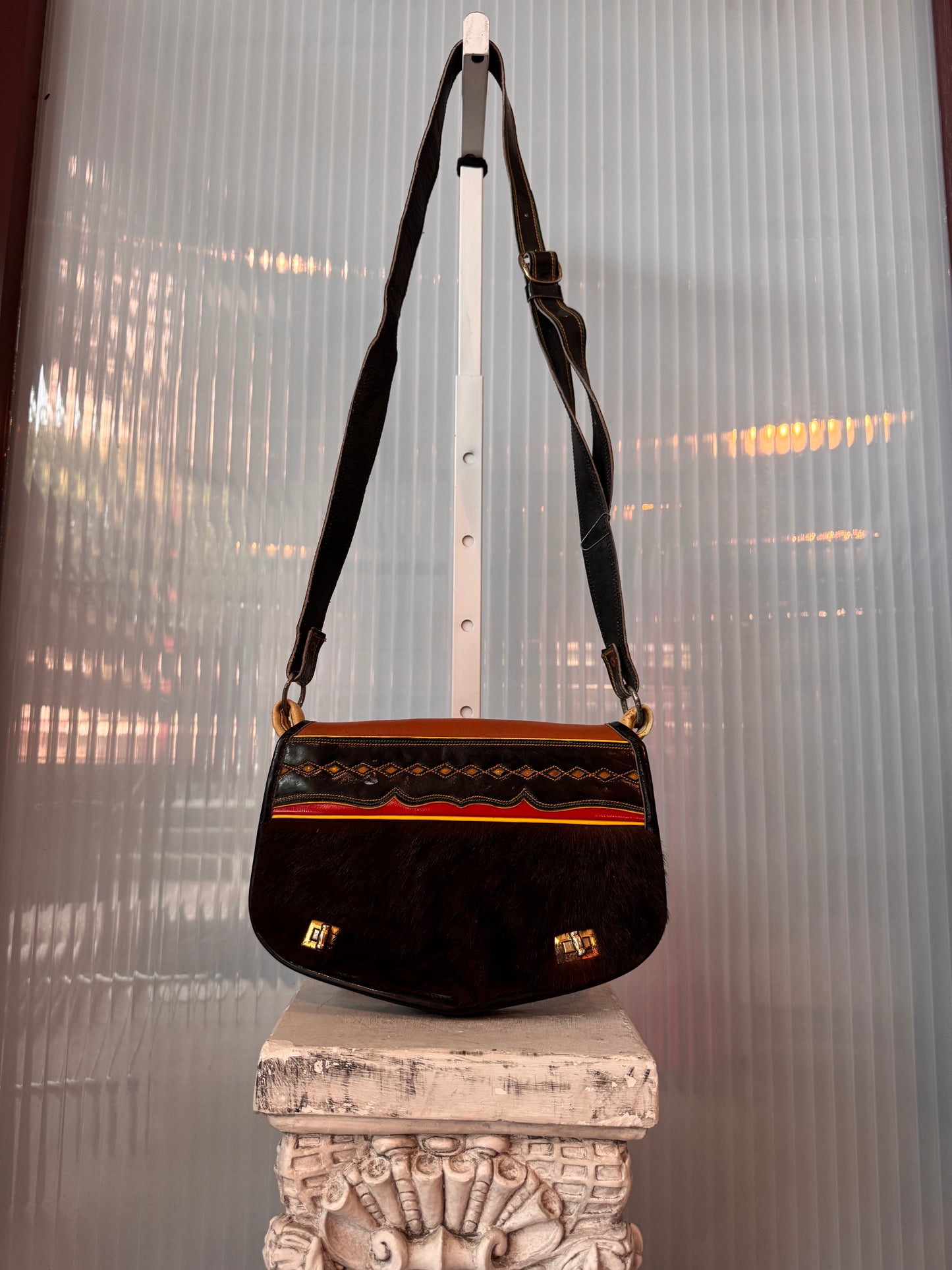 1990s Colombian Carriel