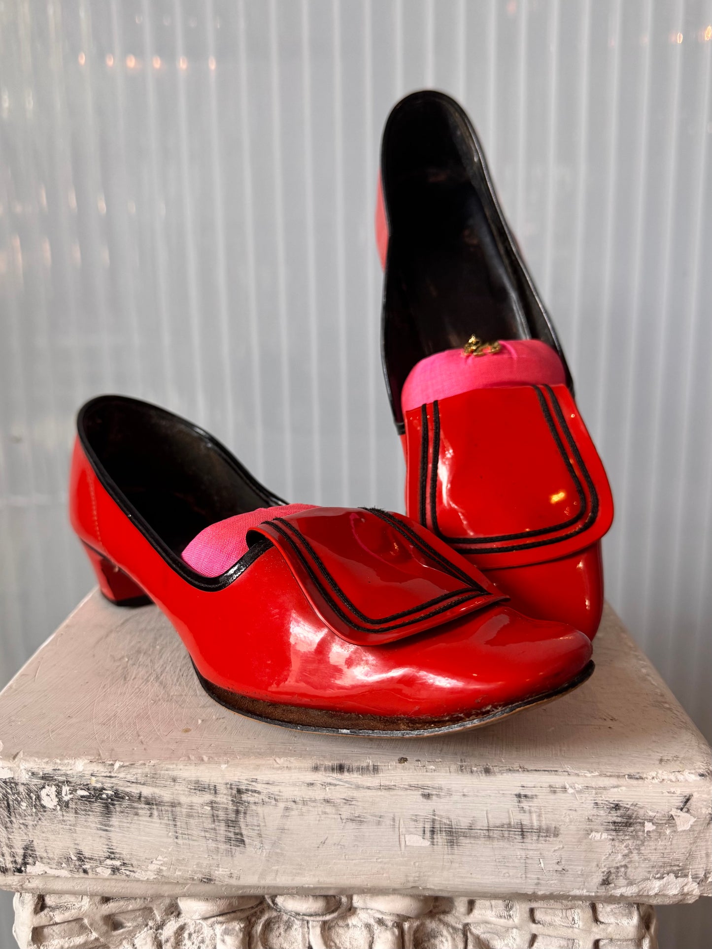 1960s Hi Brows Loafer Heels