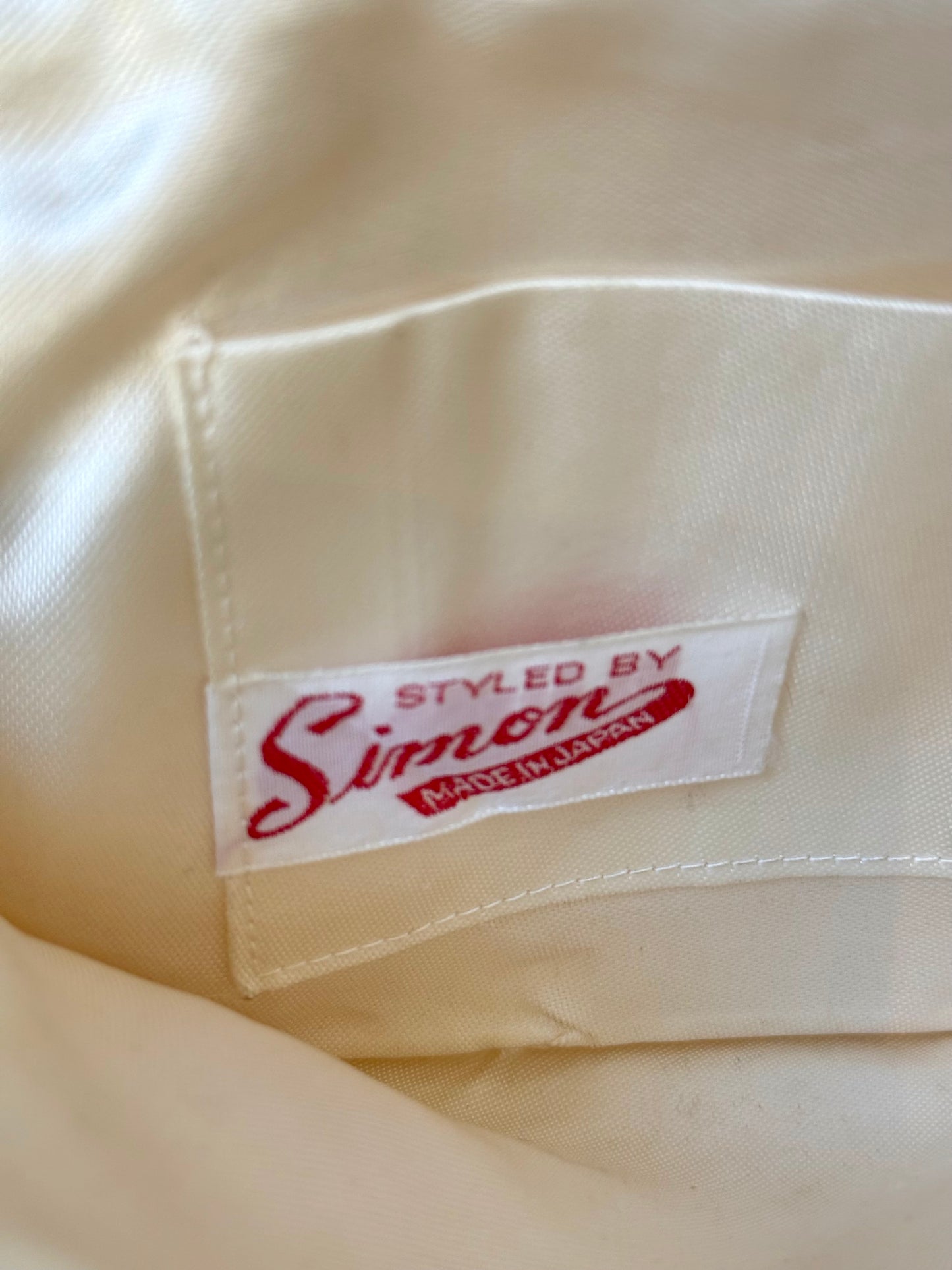 1950s White Beaded Bow Design Purse