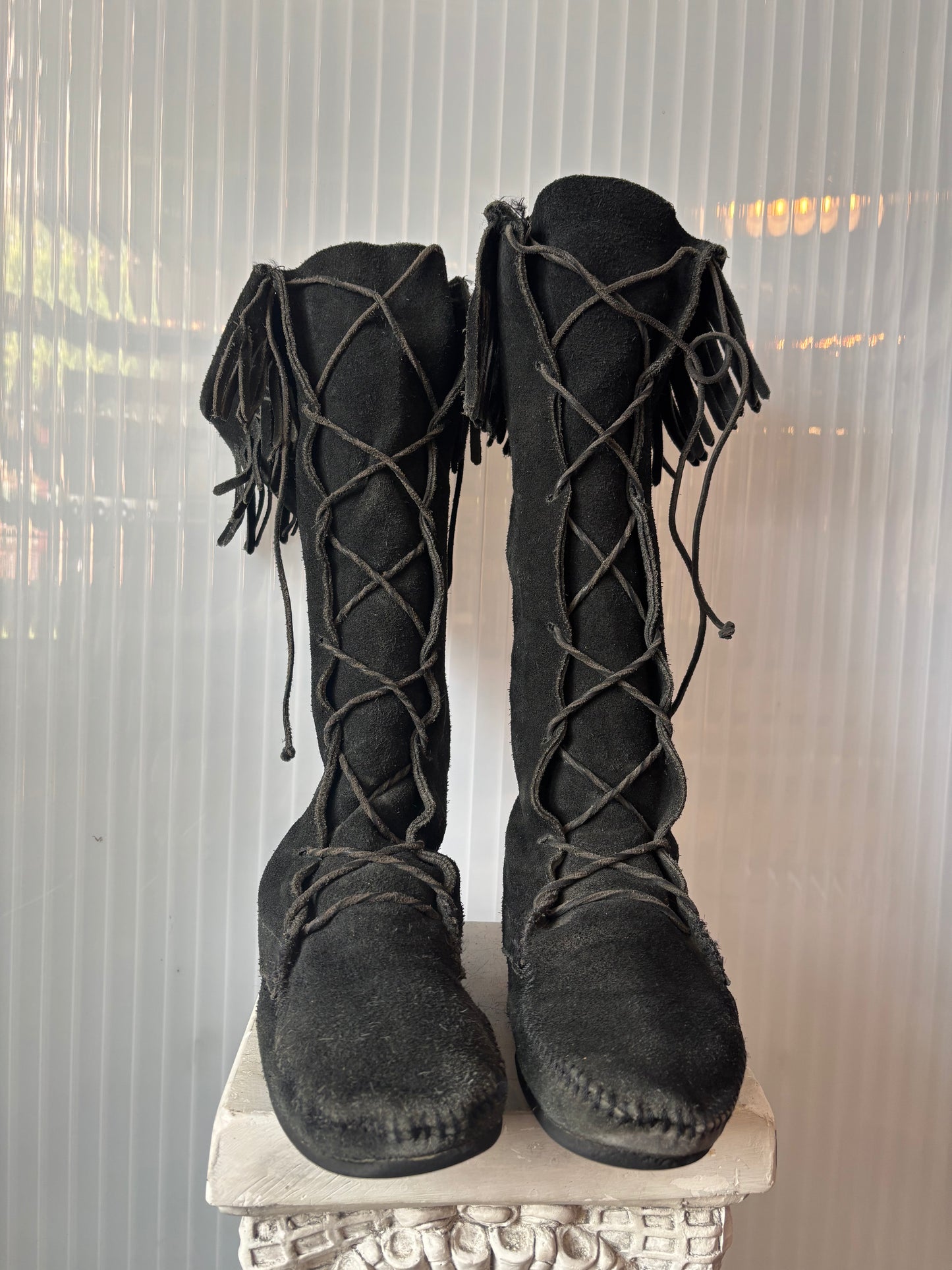 Minnetonka Black Suede Fringe Knee-High Moccasin size 8