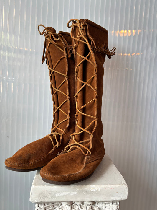Minnetonka Brown Suede Fringe Knee-High Moccasin size 11