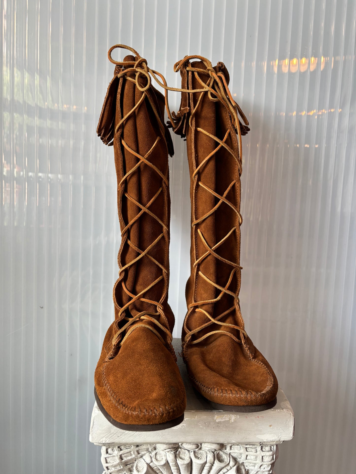 Minnetonka Brown Suede Fringe Knee-High Moccasin size 11