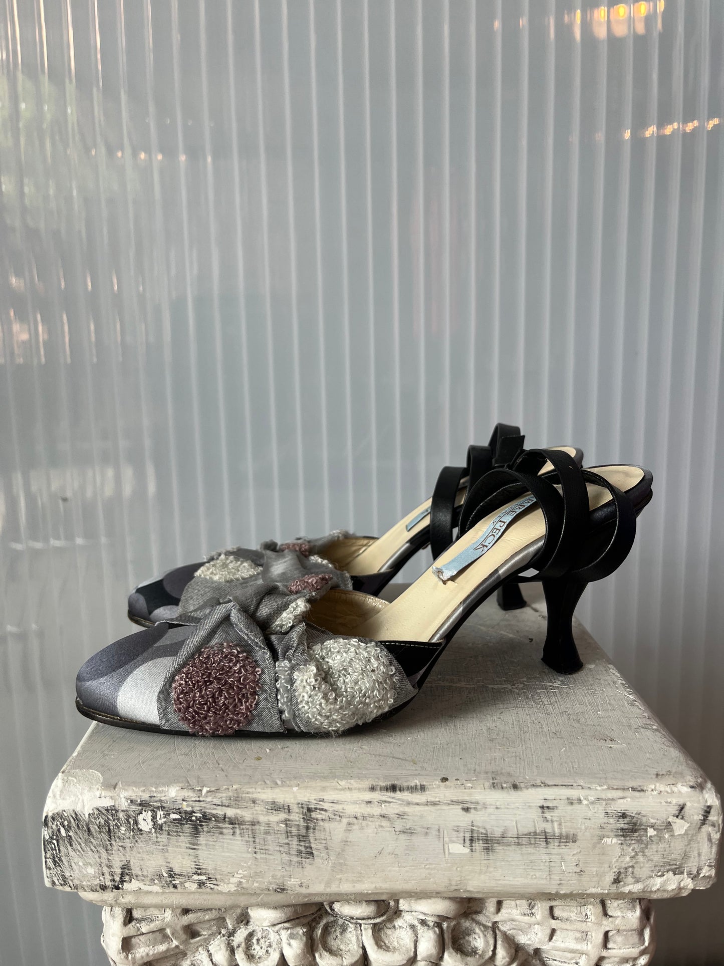 Terre Peck Black & Grey Kitten Heels