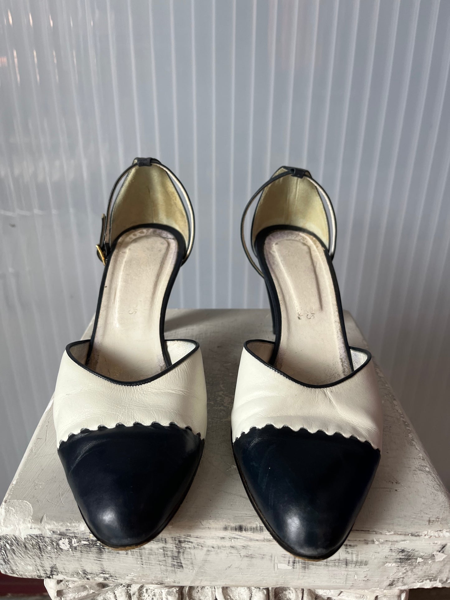 1950s Two Tone Heels w/ strap