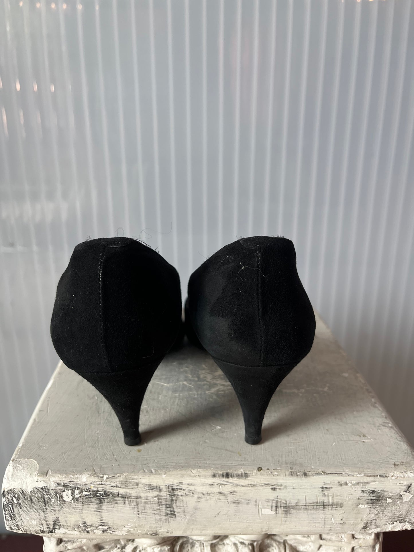 1970s Black Suede Heels