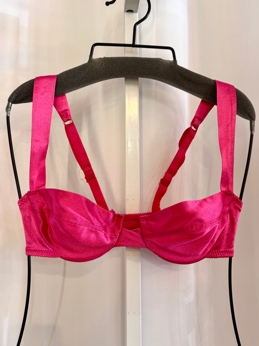 1970s Hot Pink Balconette Bra
