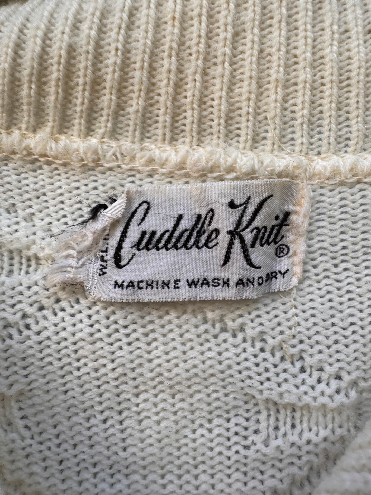 1970s White Bow-Knit Poncho with Fringe