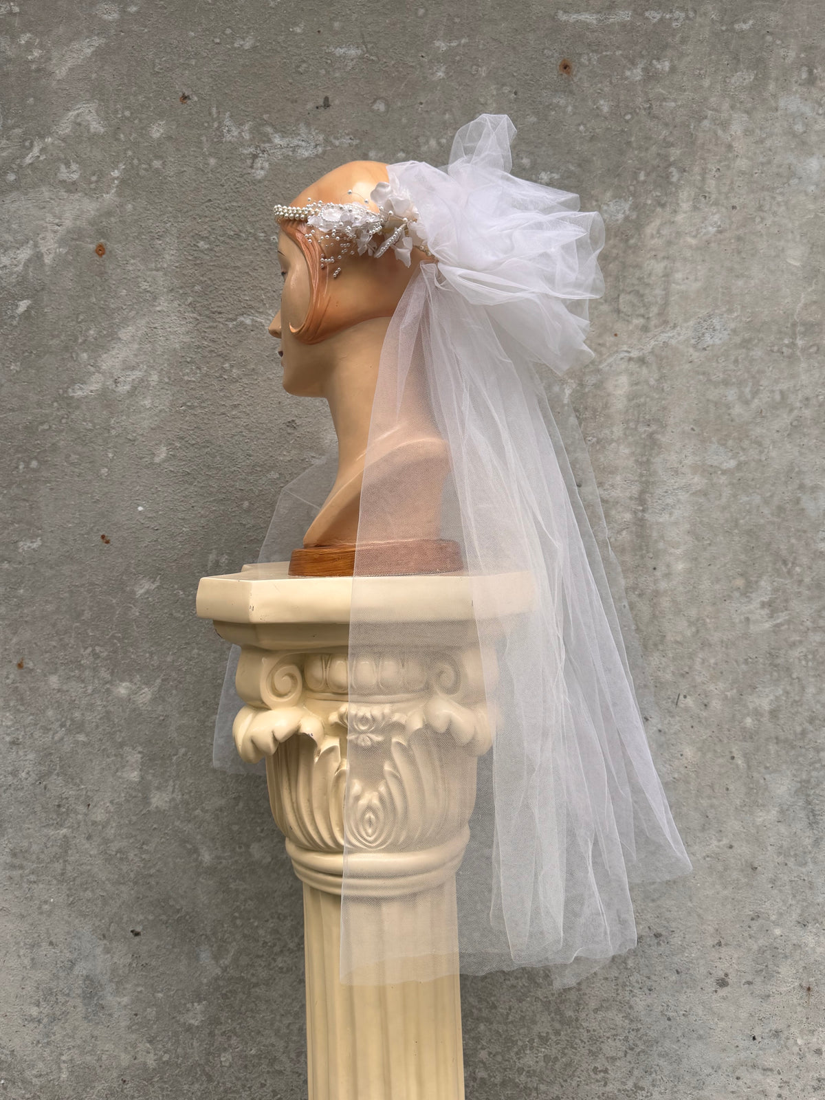 1960s does 1920s Pearl Crown Veil