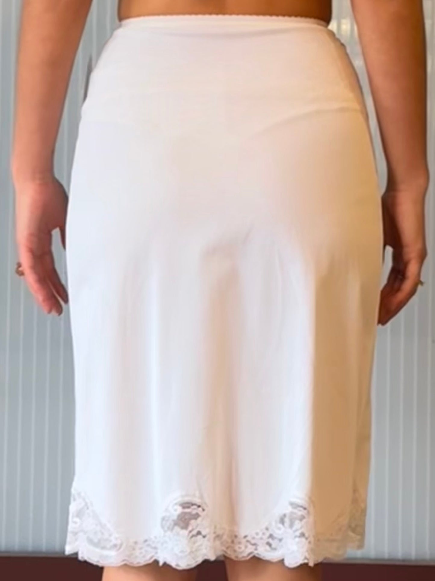 1980s Shadowline White Skirt Slip