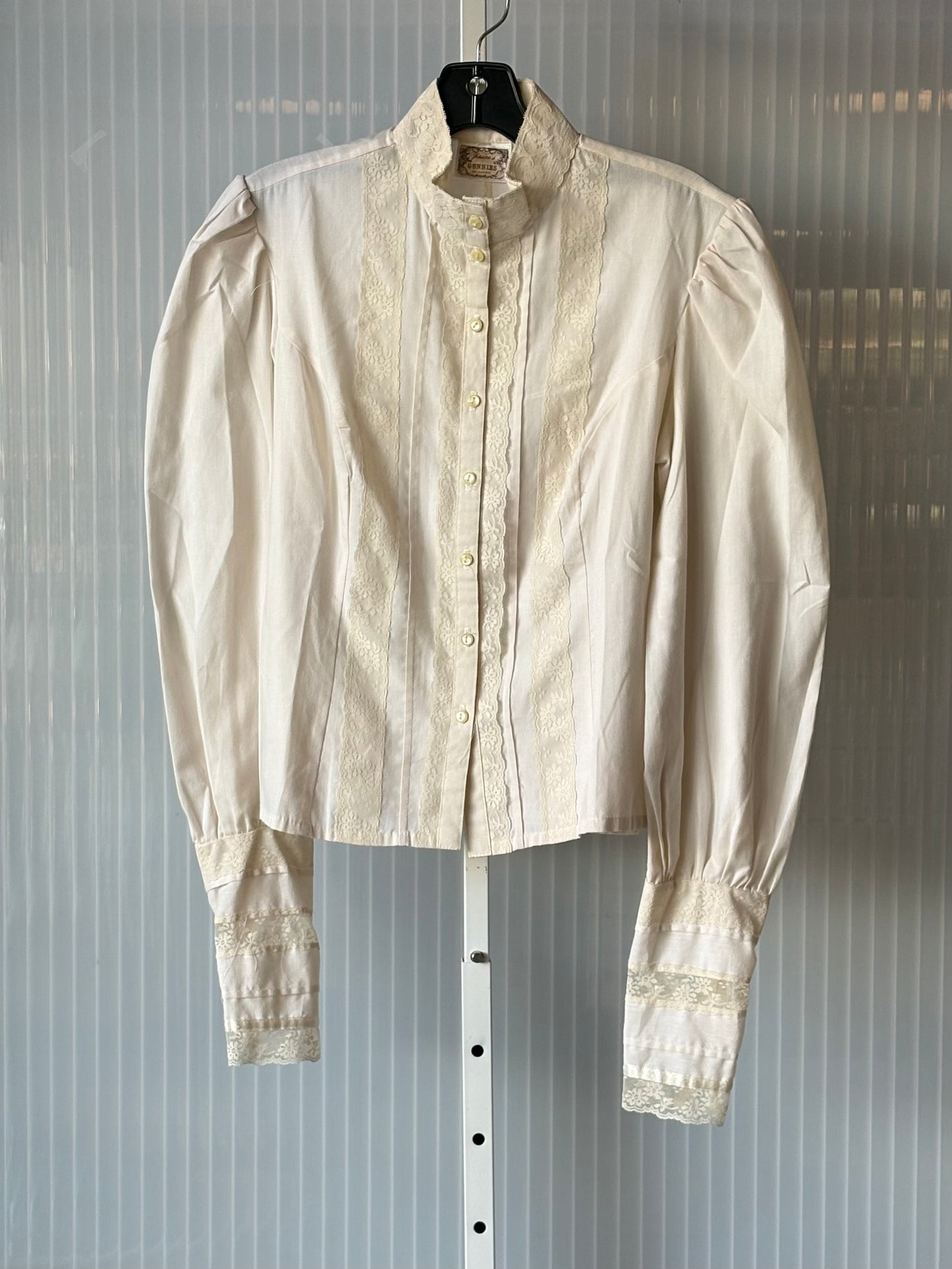1970s Gunne Sax Creme Lace front Blouse