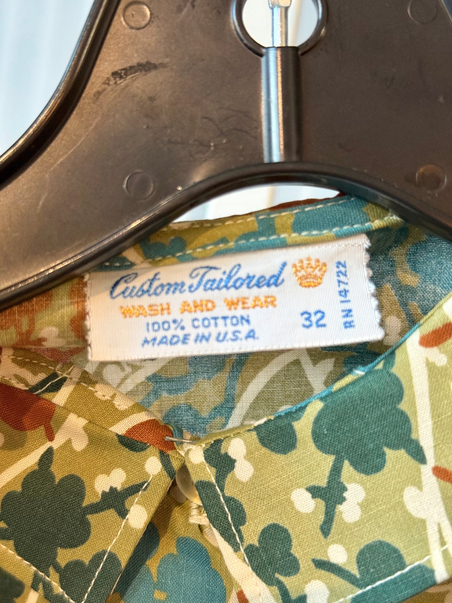 1960s Multicolored Short Sleeve Button Up Blouse