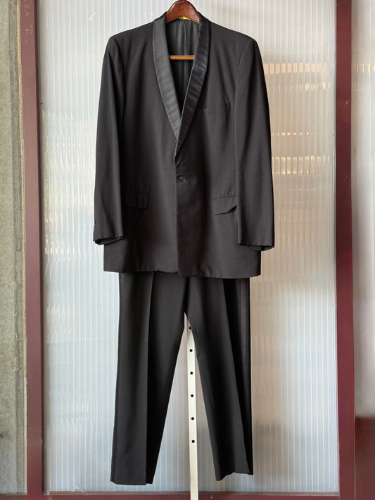 1990s Classic Black Tuxedo Set w/ Satin Lapel