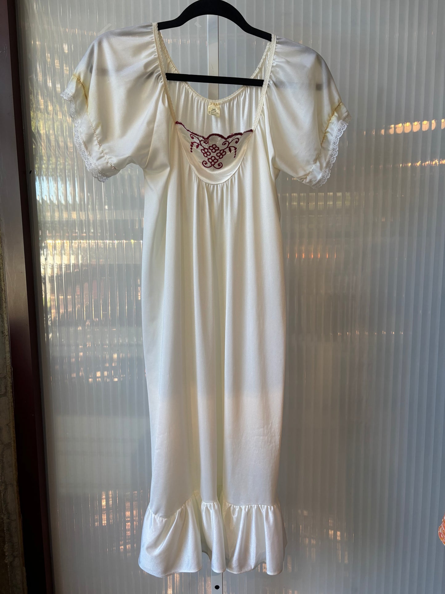 1960s White Nightgown w/ Red Embroidery