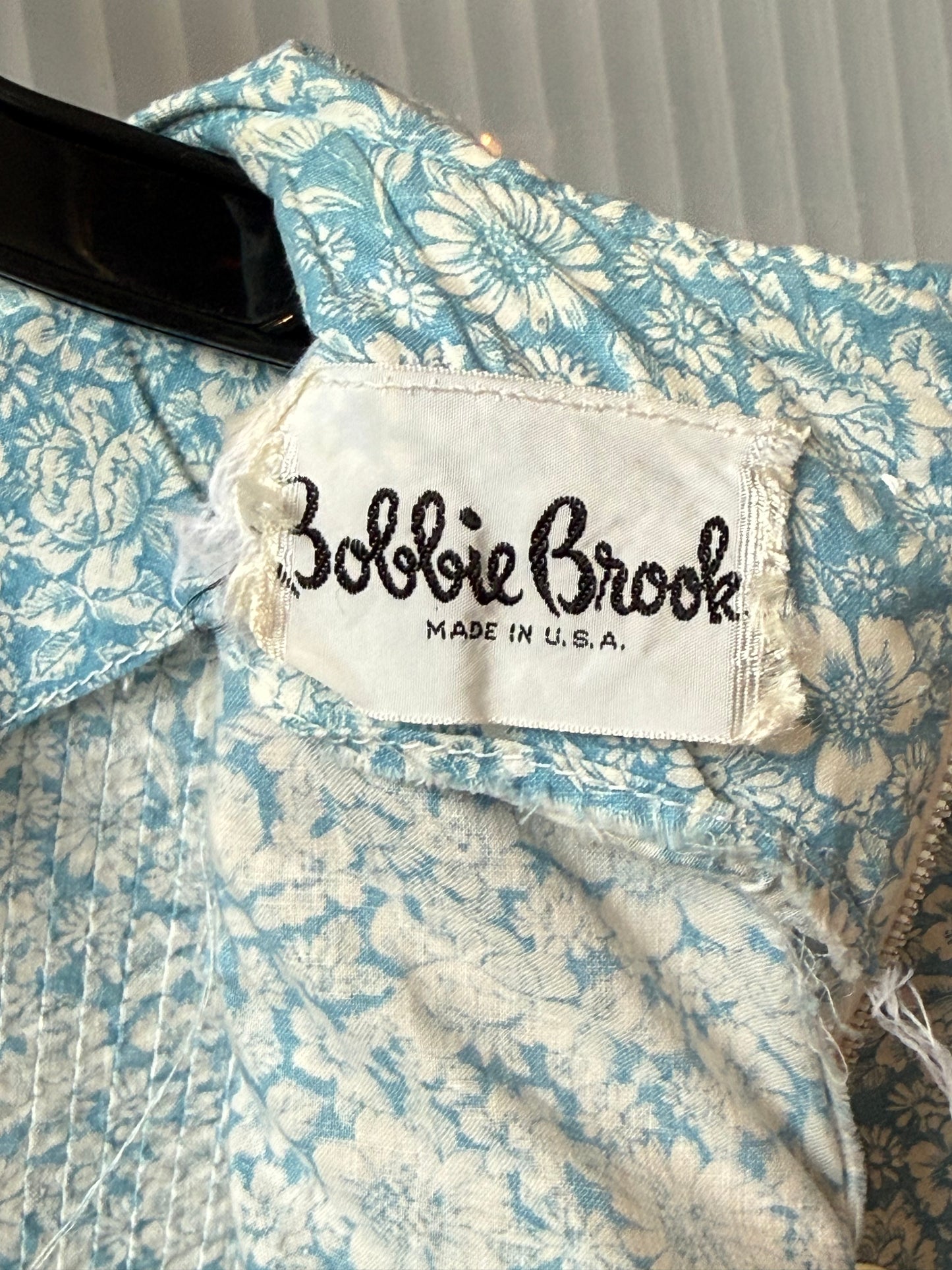 1960s Blue Floral Pintuck Dress