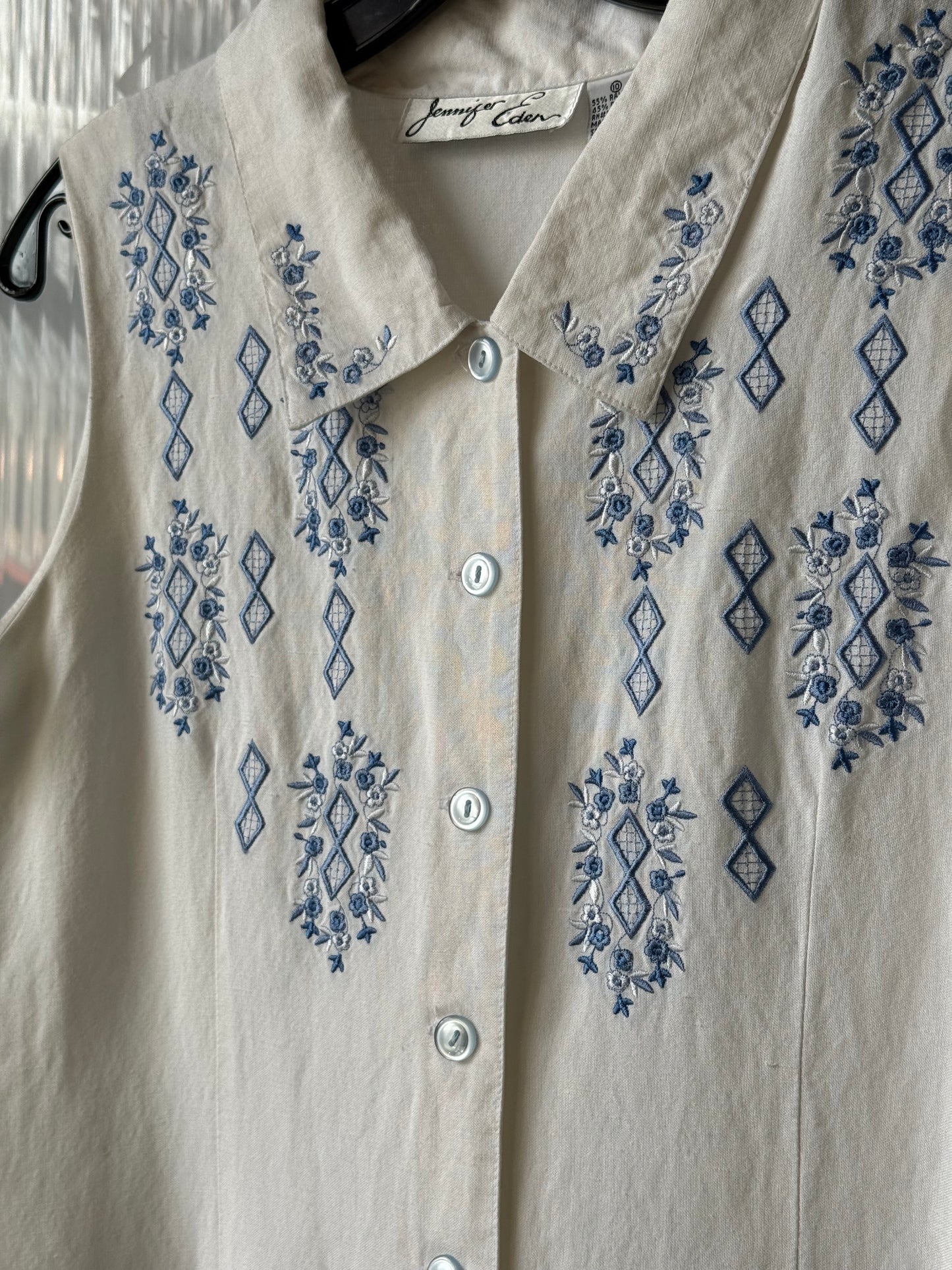 1980s White Sleeveless Button-Up Dress w/ Blue Embroidery